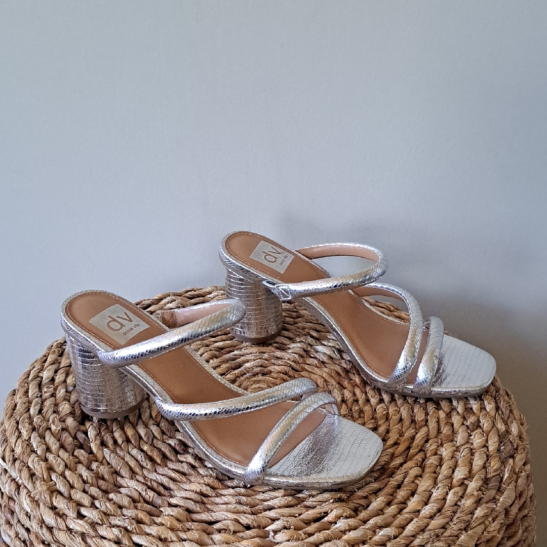 Dv Dolce Vita Womens Myla Metallic Silver Snakeskin Print Sandal 3.33" Heels S-8
